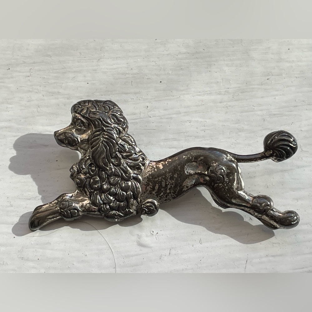 Vintage sterling silver poodle 🐩 pin